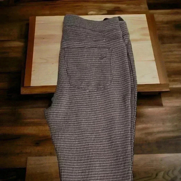 Seven7 Jeans Women's Pintuck Pull On Pant In Window Pane Size Medium Plaid - Picture 1 of 5